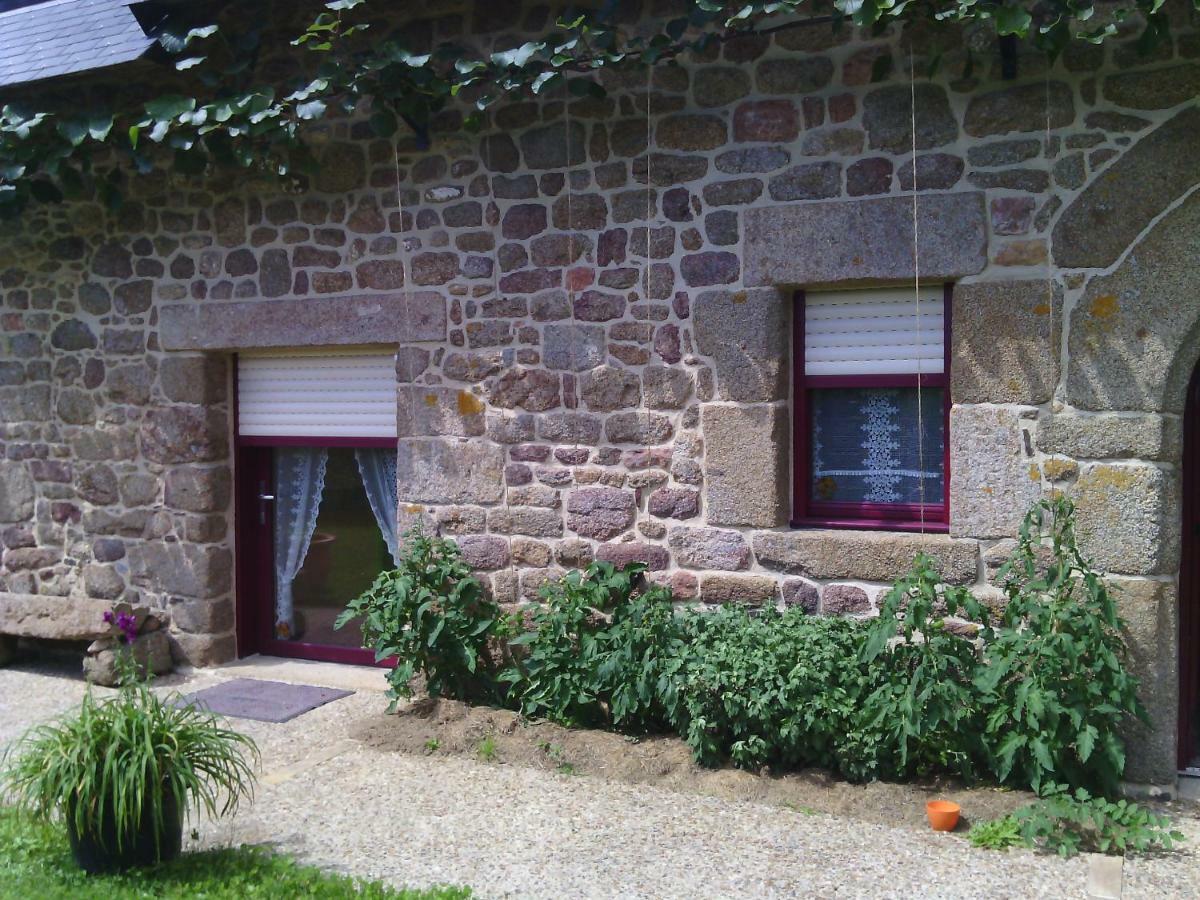 La Roche Bed & Breakfast Saint-Etienne-en-Cogles ภายนอก รูปภาพ