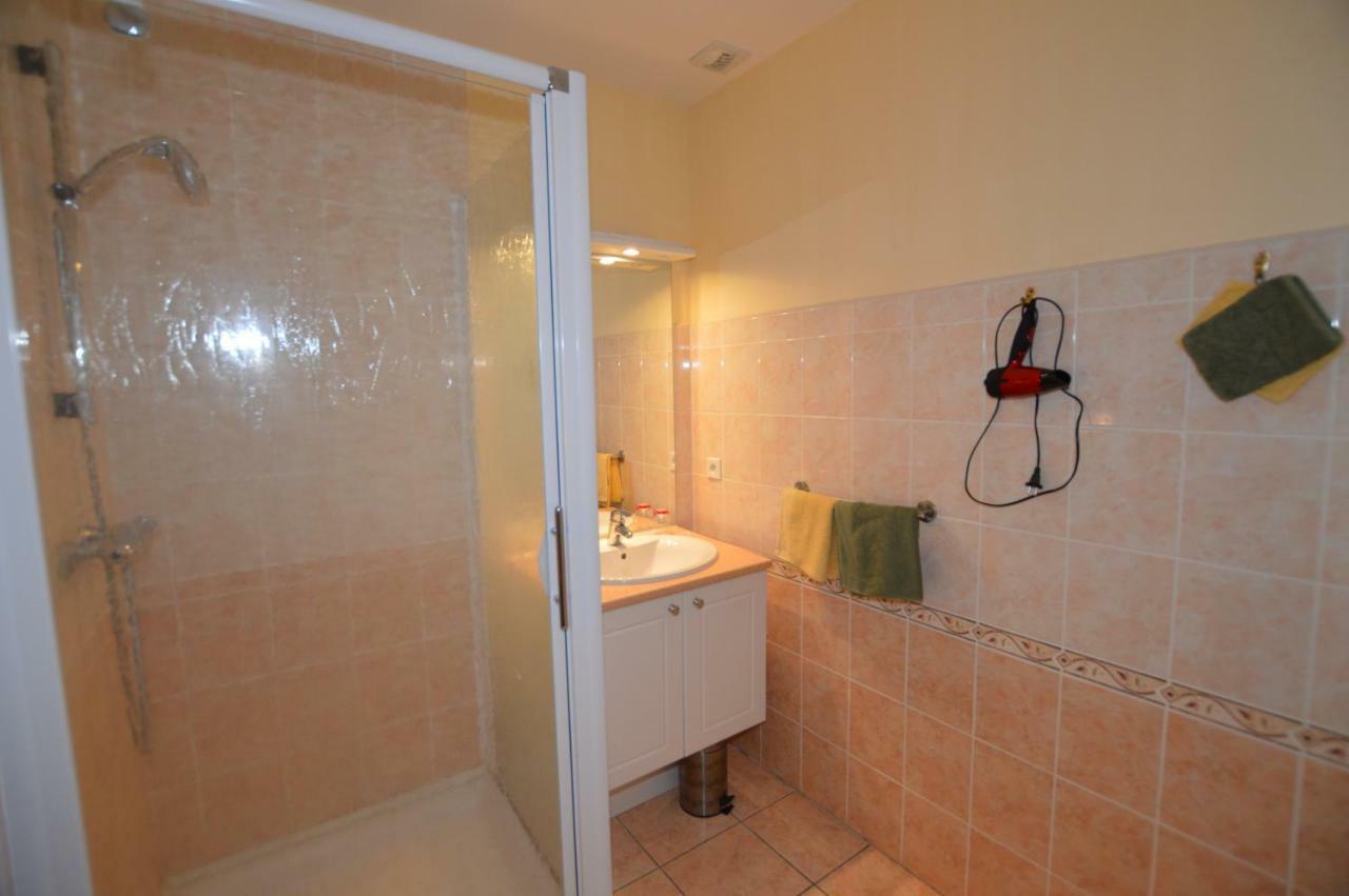 La Roche Bed & Breakfast Saint-Etienne-en-Cogles ภายนอก รูปภาพ
