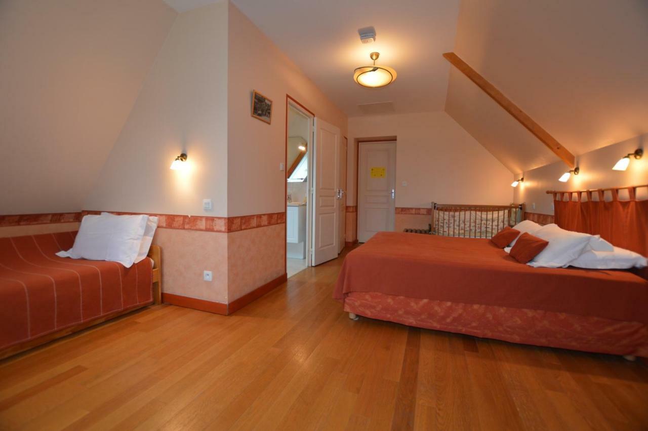La Roche Bed & Breakfast Saint-Etienne-en-Cogles ภายนอก รูปภาพ